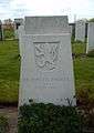 Adinkerke Military Cemetery03.jpg