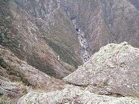 Andean condors over the park's Balcón Sur