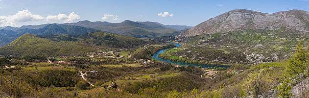 Panoramic view of Gornji Orahovac