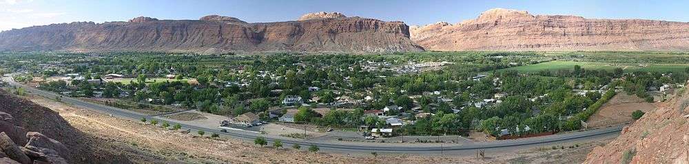 Moab from the northern canyon walls