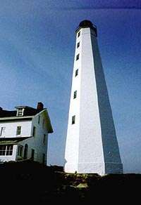 A photograph of the New London Harbor Light