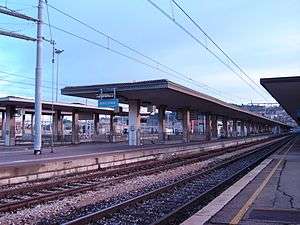 View of the platforms.