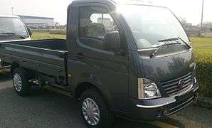 Front three-quarters view of a Tata Super Ace